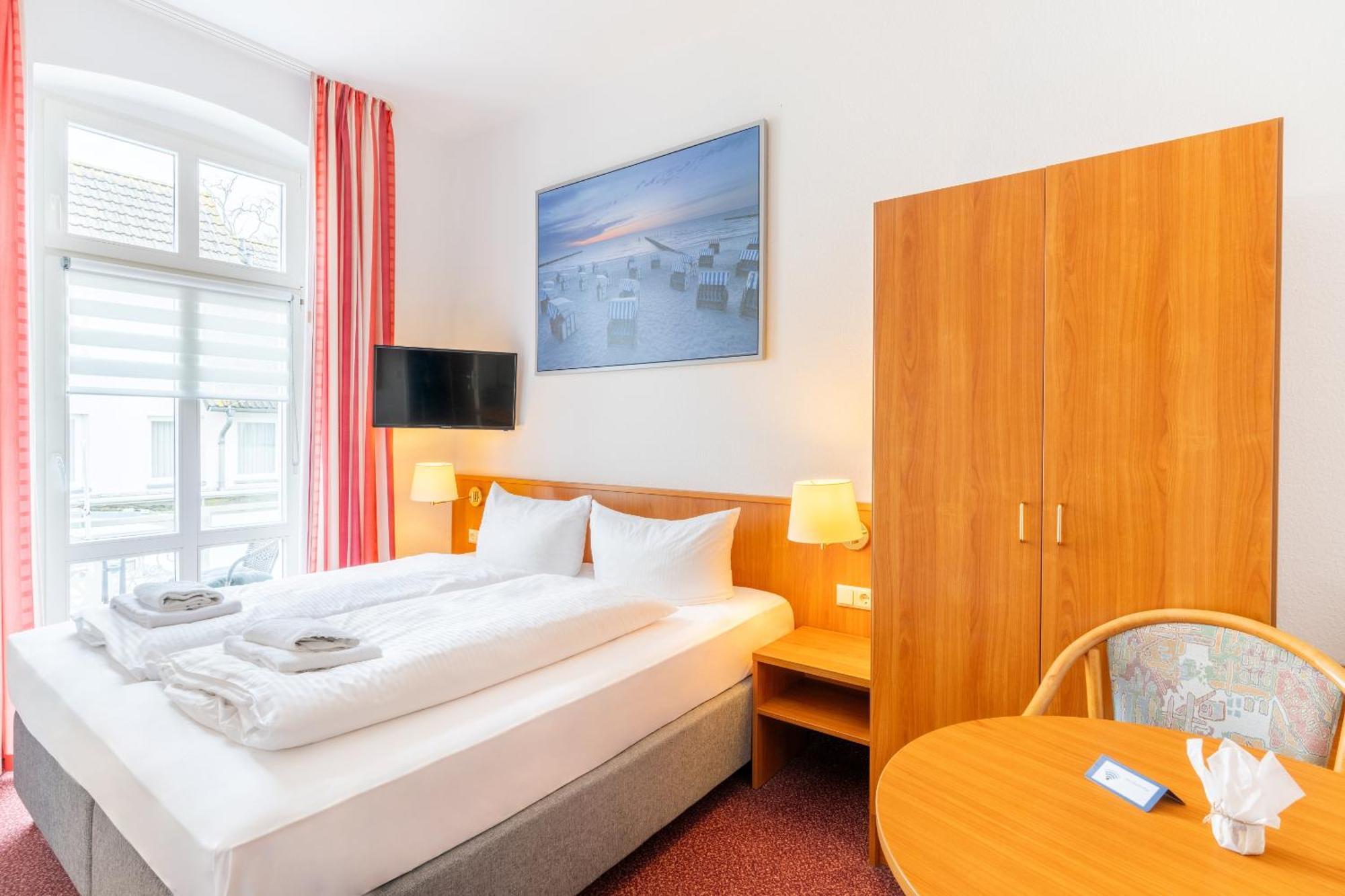 Double Room with Balcony,1572670454:JPEG
